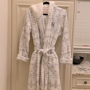 Victoria Secret women’s robe